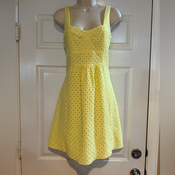 Cynthia Steffe Dresses & Skirts - Vintage Cynthia Steffe yellow eyelet sundress Sz 8 made USA cotton fit flare